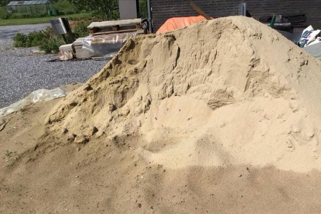 GRATIS wit zand, 3 m3, ophalen in Gendt, Tuin en Terras, Zand, Ophalen, Gebruikt, Ophoogzand