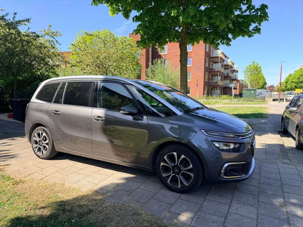 Citroën Grand C4 Spacetourer 130PK Shine, Auto's, Voorwielaandrijving, Stof, 1199 cc, 7 stoelen