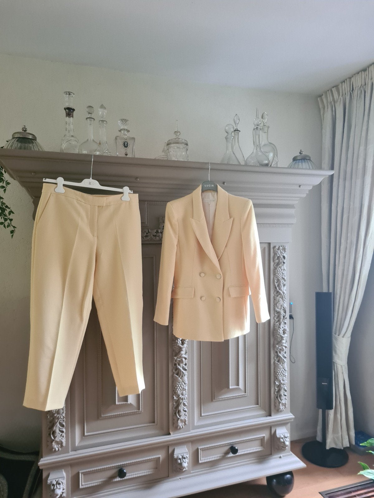 Prachtig 2-delig Broekpak van Zara - Blazer L, Pantalon XL, Kleding | Dames, Kostuum of Pak, Zara, Geel, Maat 42/44 (L)