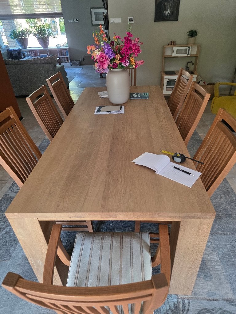 Zeer stevige eettafel met 8 stoelen (z.g.a.n.), Huis en Inrichting, Ophalen, 100 tot 150 cm, 200 cm of meer, Vijf personen of meer