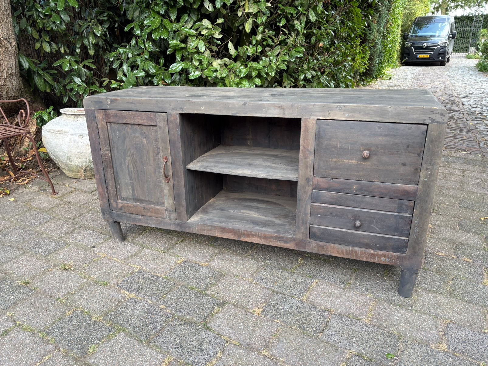Stoer sober dressoir / tv meubel, Ophalen, 150 tot 200 cm, Teakhout, Nieuw