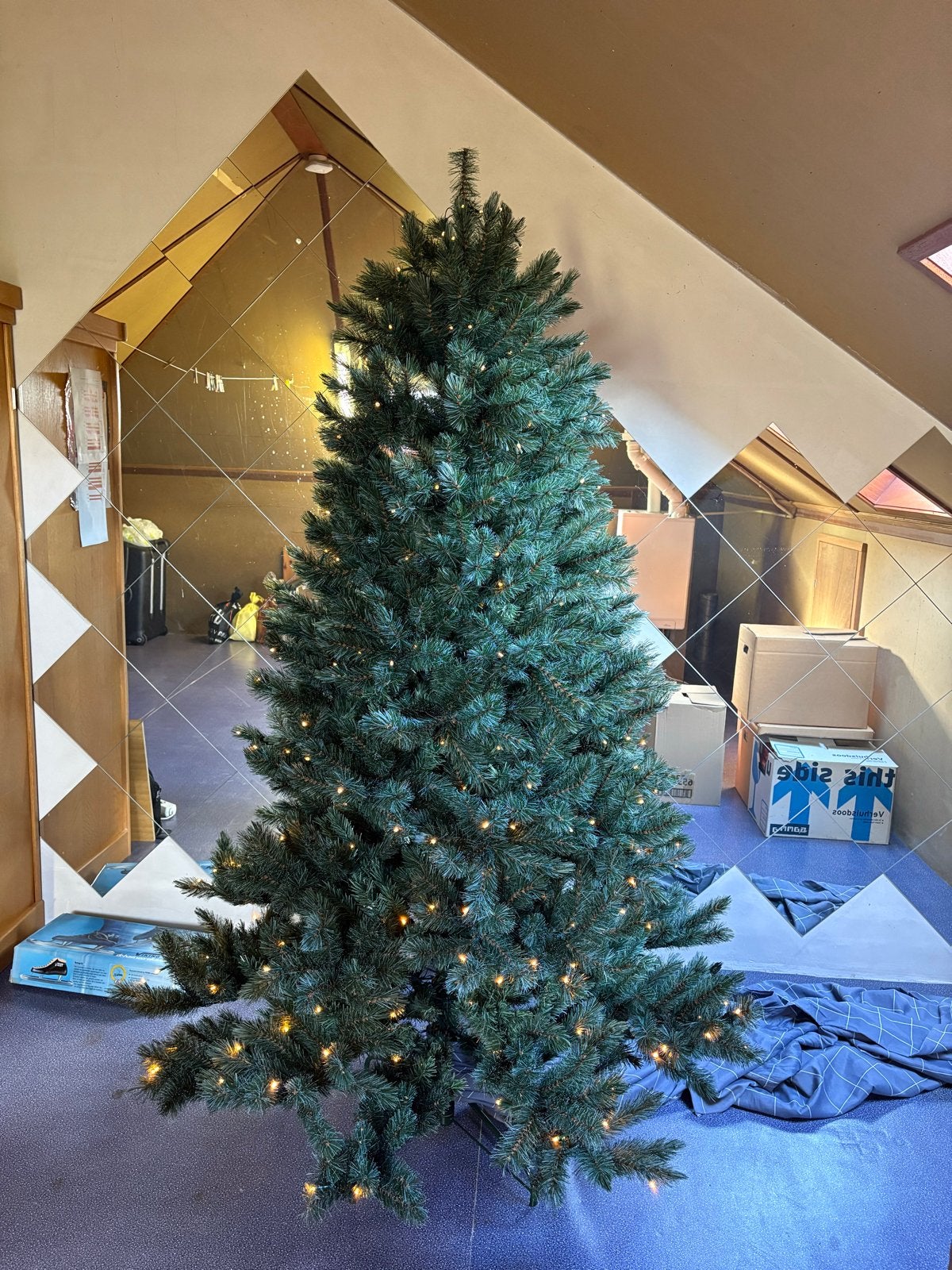 Kerstboom met lampjes, Ophalen