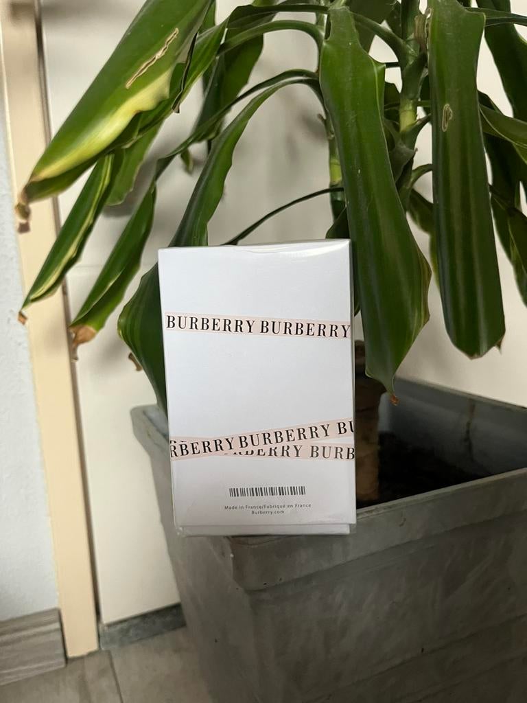 Nieuwe Burberry parfum - Ongeopend, Ophalen of Verzenden, Nieuw
