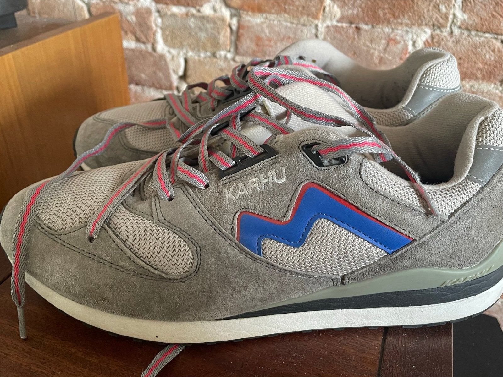 Karhu Synchron Classic Sneakers - Maat 44, Ophalen of Verzenden, Gedragen, Overige kleuren, Sneakers of Gympen