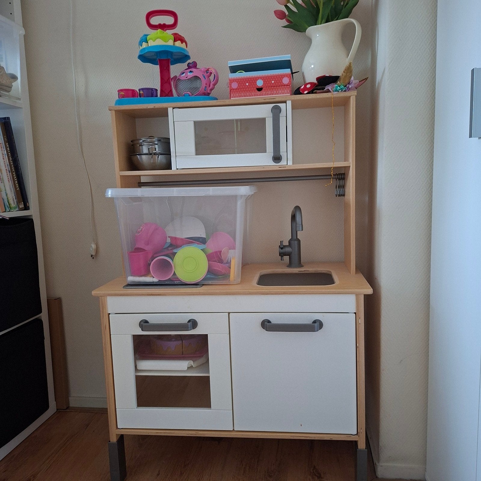 Houten speelkeuken met magnetron en wasbak, Ophalen, Gebruikt