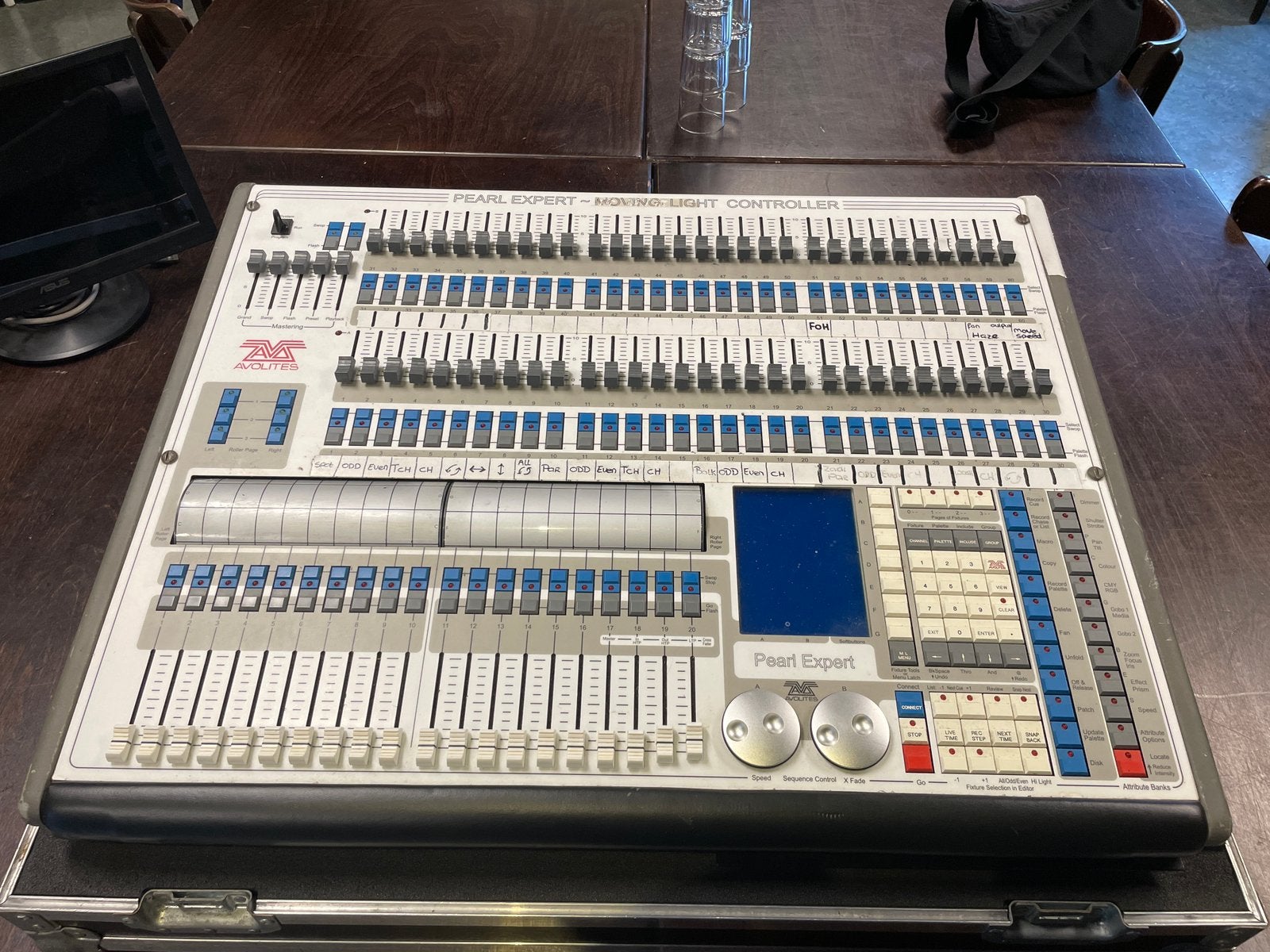 Avolites Pearl Expert, Gebruikt, Avolites, Avo@lites.co.uk, Ophalen