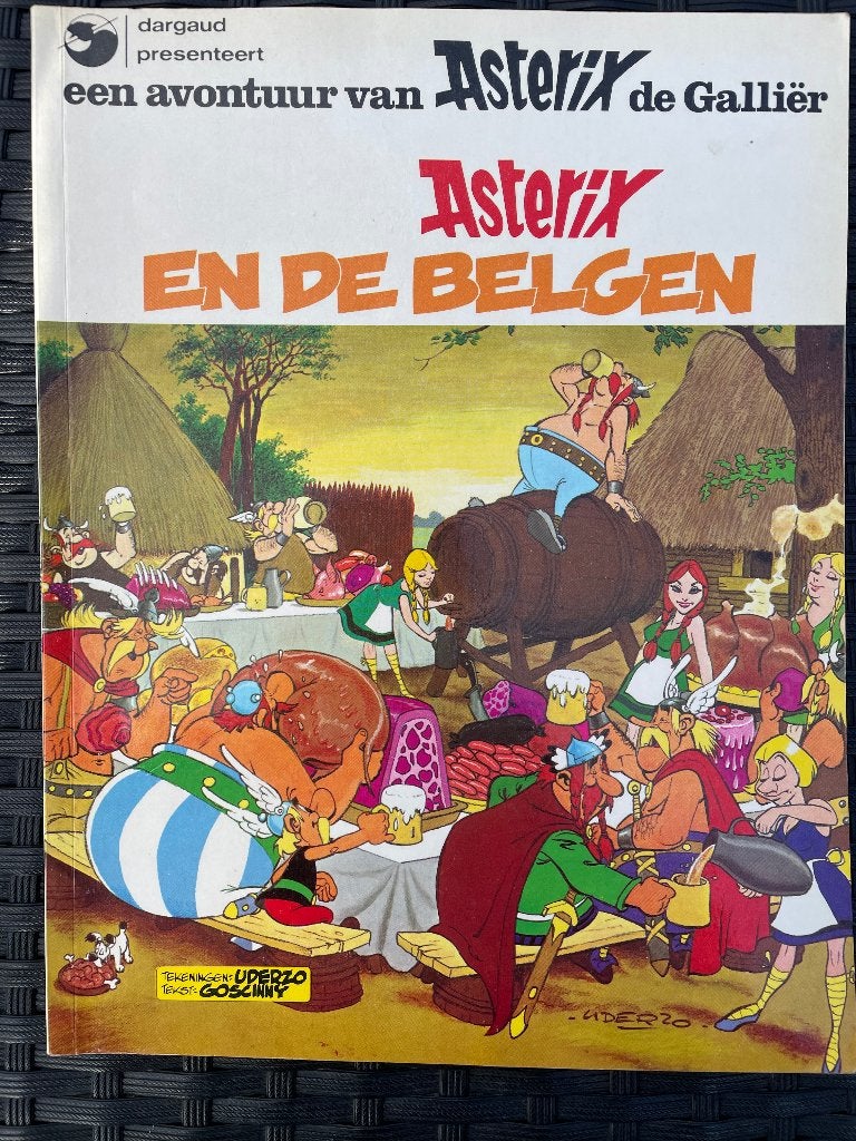 diverse delen Asterix uitgeverij Dargaud, Meerdere stripboeken, Ophalen of Verzenden, Gelezen