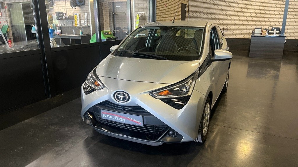 Toyota AYGO 1.0 VVT-I Apple-Carplay /Airco 19.289 km, Auto's, Gebruikt, Huisgarantie, Met garantie (alle), 4 stoelen