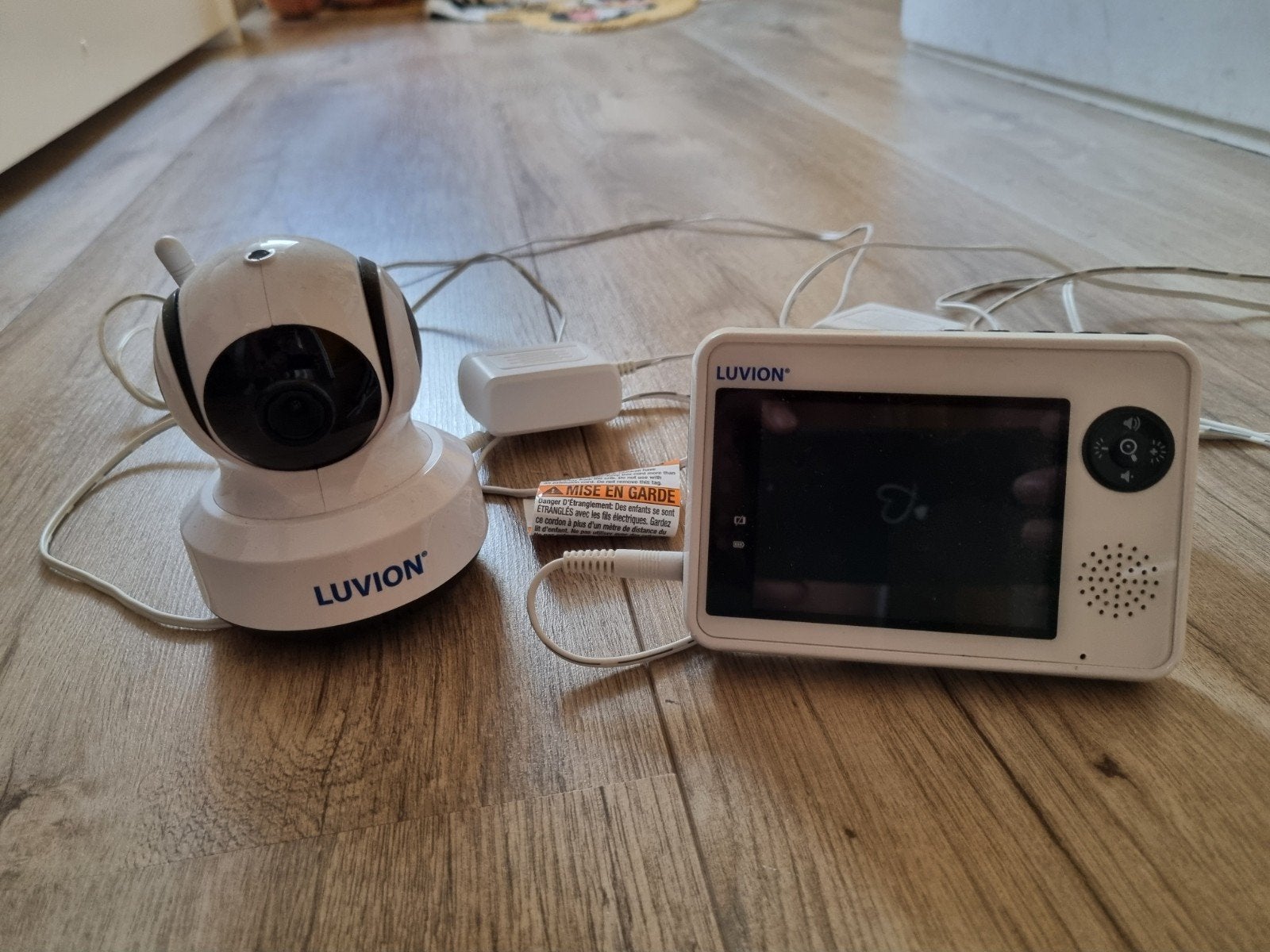 Babyfoon Luvion, Ophalen, Gebruikt, 100 tot 250 meter, Camera