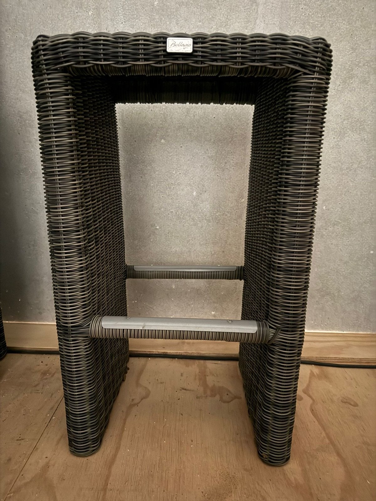 Mooie barset met glasplaat en 6 krukken, Ophalen, Met voetsteun, Zo goed als nieuw, 90 cm of meer