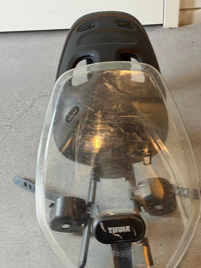 Thule Yepp Mini fietsstoeltje voor aan het stuur, Ophalen, Gebruikt, Voorzitje