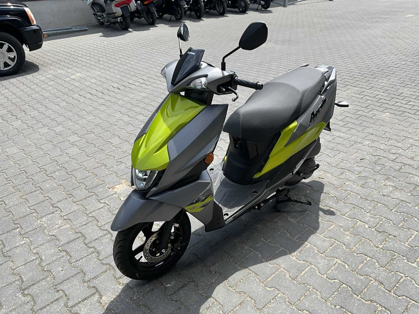 2023 Suzuki Avensis Motorscooter, Motoren, Motoren | Suzuki, Bedrijf, Overig