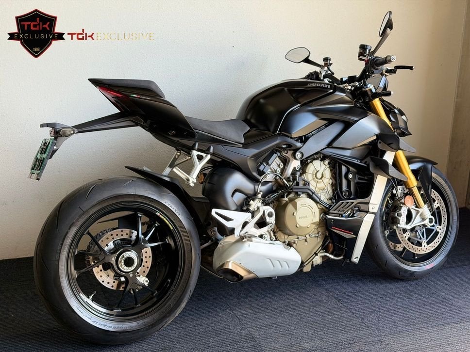 DUCATI STREETFIGHTER V4 S BTW V4S NIEUWSTAAT (V2 PANIGALE), Motoren, 4 cilinders, Motorrijbewijs A, Bedrijf, Meer dan 35 kW