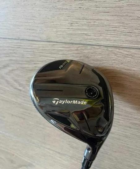 Taylormade Qi35 Hybride Golfclub, Sport en Fitness, Golf, Ophalen of Verzenden, Zo goed als nieuw, Club, Overige merken