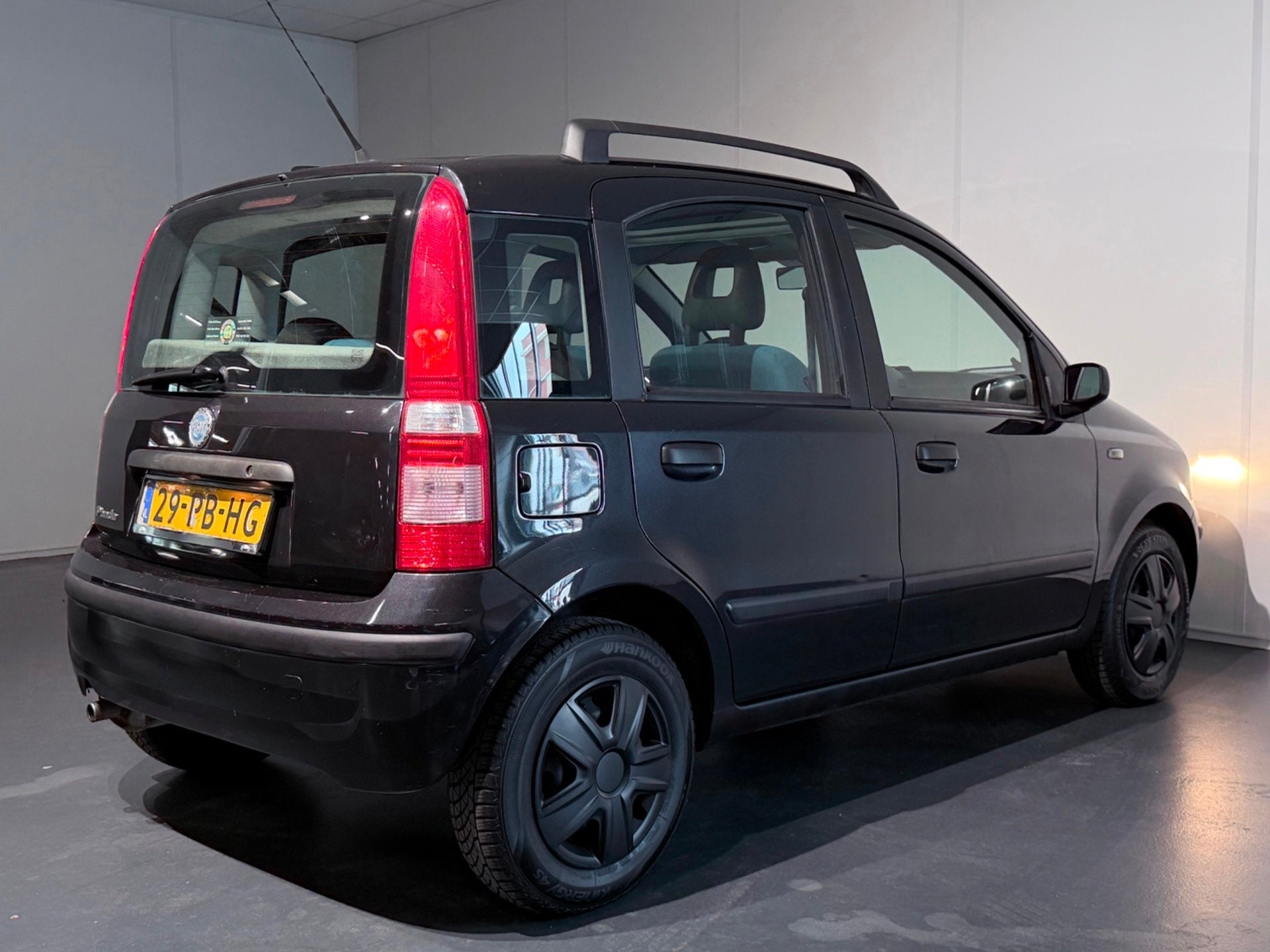 Fiat Panda 1.2 Class /PANO/Elek. Ramen/Stuurbekr/Radio, Voorwielaandrijving, Stof, Gebruikt, Zwart