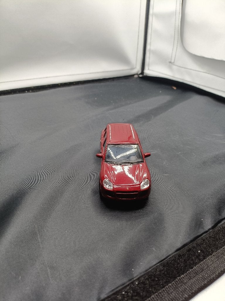 porsche caynne turbo modelauto, Hobby en Vrije tijd, Modelauto's | 1:18, Ophalen of Verzenden, Zo goed als nieuw, Auto, Overige merken