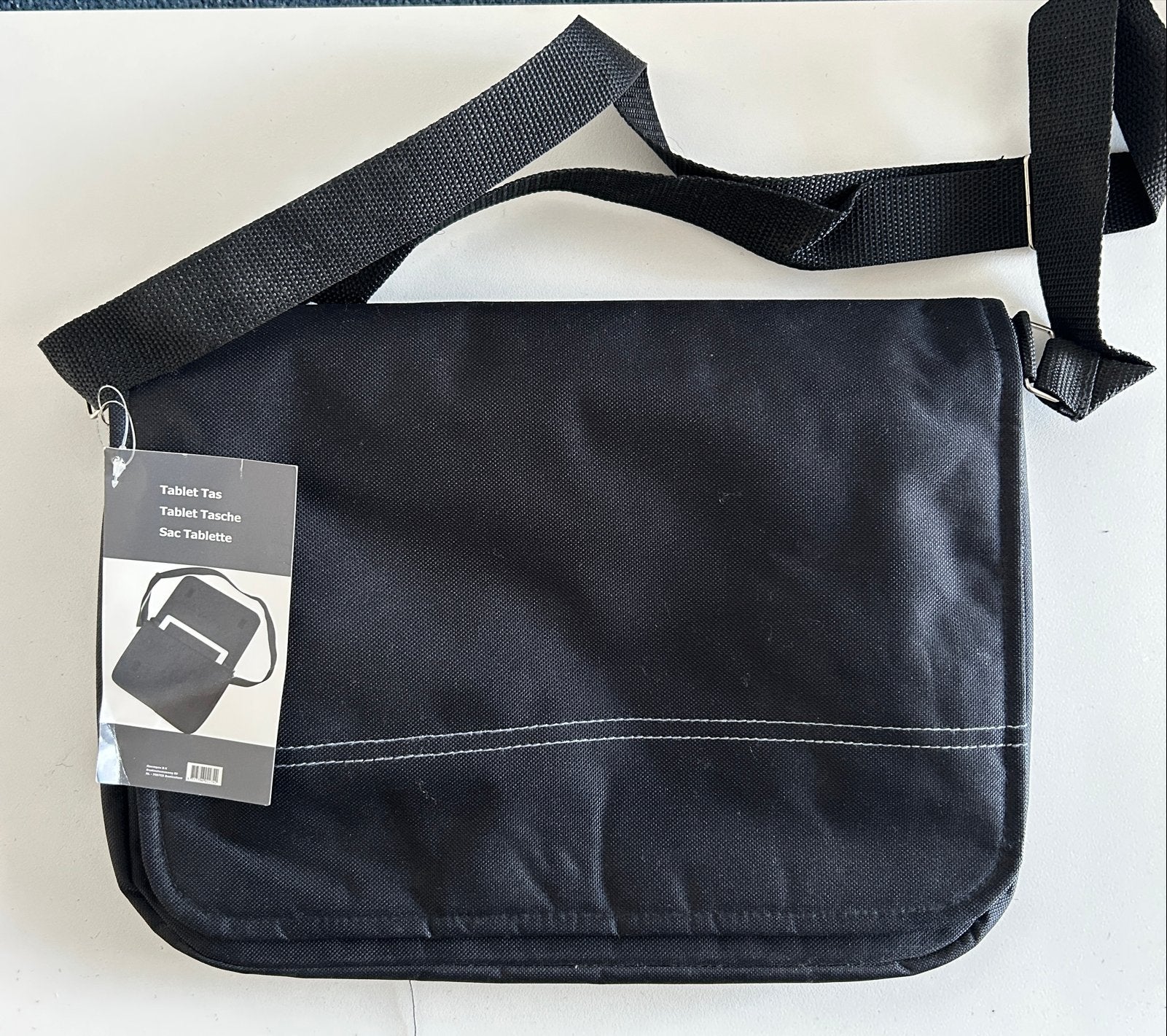 Nieuwe Zwarte Tablet Tas met Klittenband en Rits (30x22cm), Ophalen of Verzenden, Nieuw, 11 inch, Overige typen