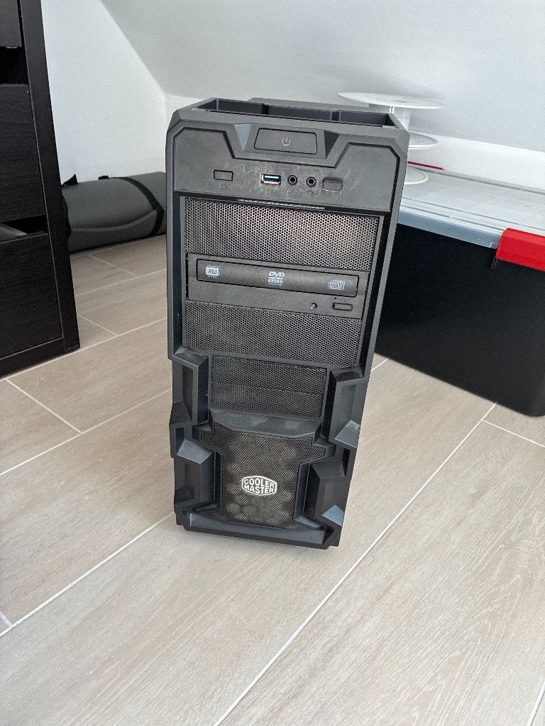 Gaming PC — AMD Ryzen 7 2700X, GTX 1070 FTW 8GB, 500 Gb SSD, Ophalen, Zelf gebouwde pc, Zo goed als nieuw, 2 TB