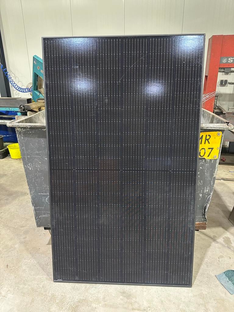 JA Solar Zonnepaneel 370 - Zo goed als nieuw, Ophalen, Bronweg, 200 wattpiek of meer, Youri@nijenkampservice.nl