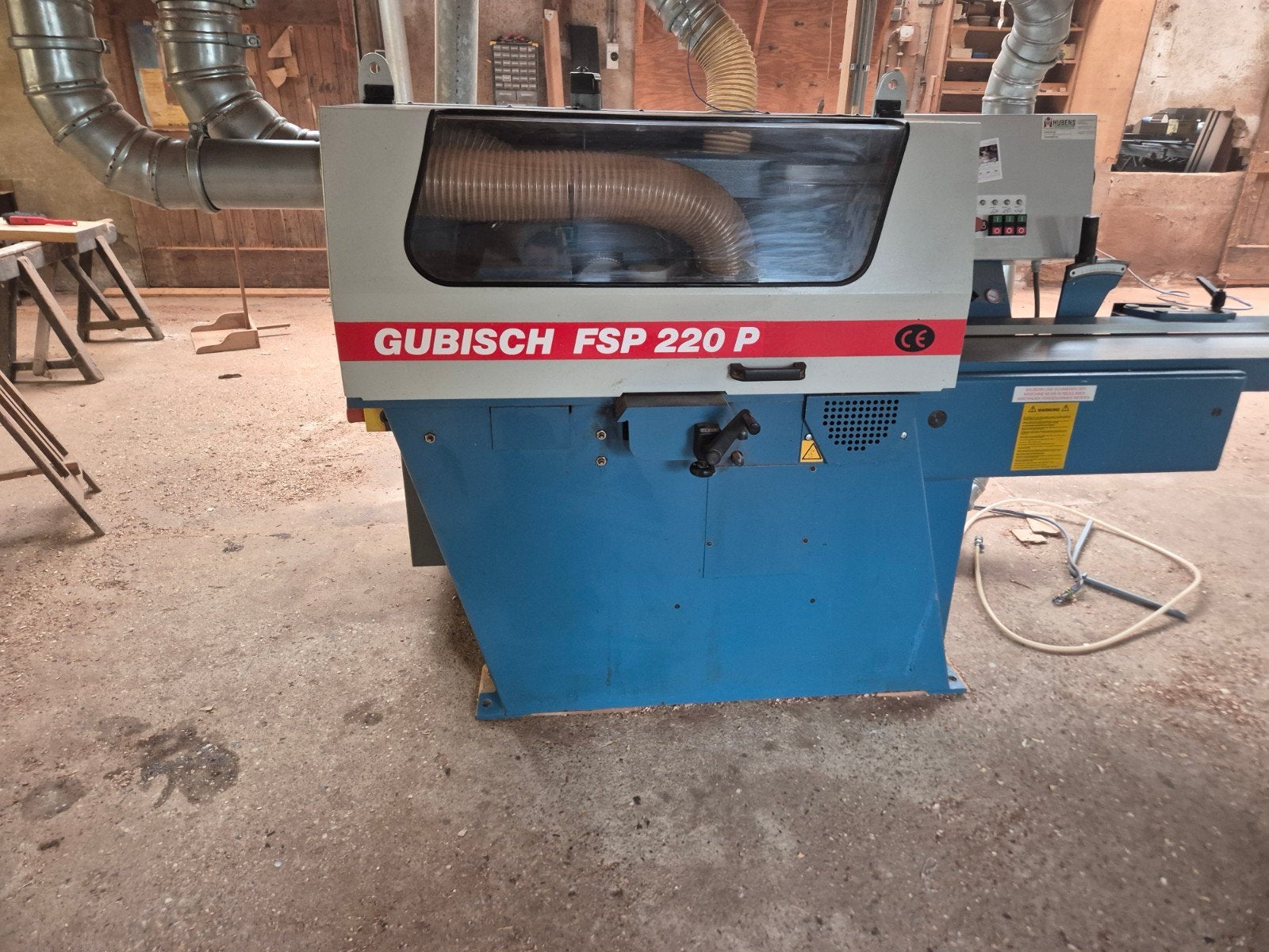 Compacte 4 zijdige schaaf geremd gubisch 220  breed, Doe-het-zelf en Verbouw, Gereedschap | Machine-onderdelen en Toebehoren, Ophalen of Verzenden