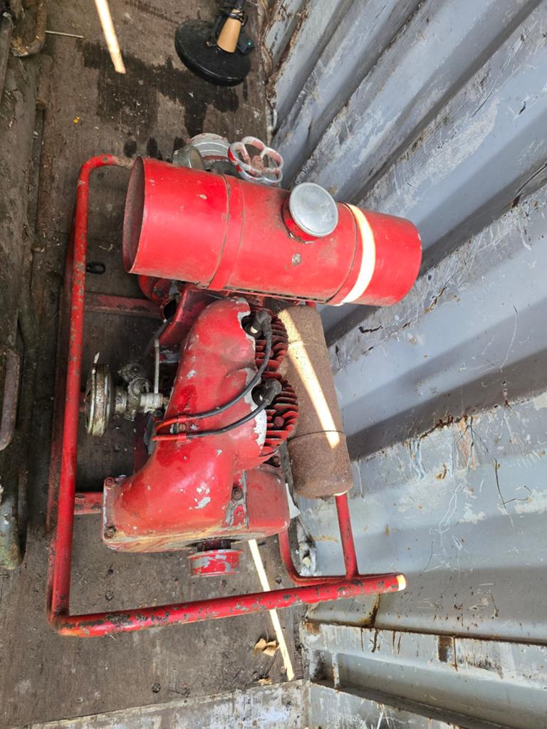 Vintage Brandweerpomp Portable Fire Pump Restauratie Project, Ophalen, Gebruikt, 5 tot 10 kVA, Benzine