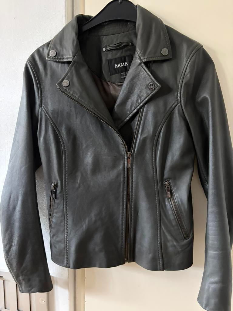 Leren jasje Arma ( maat 34 XS), Kleding | Dames, Jasjes, Kostuums en Pakken, Ophalen of Verzenden, Zo goed als nieuw, Jasje, Maat 34 (XS) of kleiner
