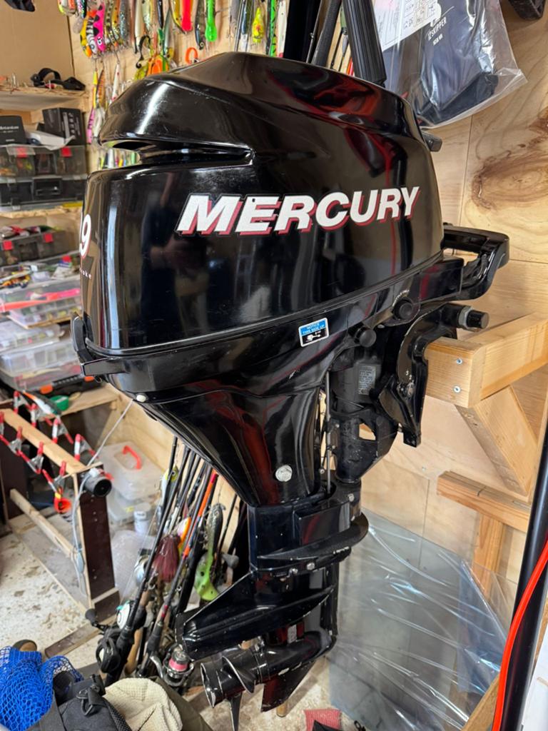Mercury 9.9 FourStroke Buitenboordmotor, Ophalen, 5 tot 10 pk, Viertaktmotor, Zo goed als nieuw