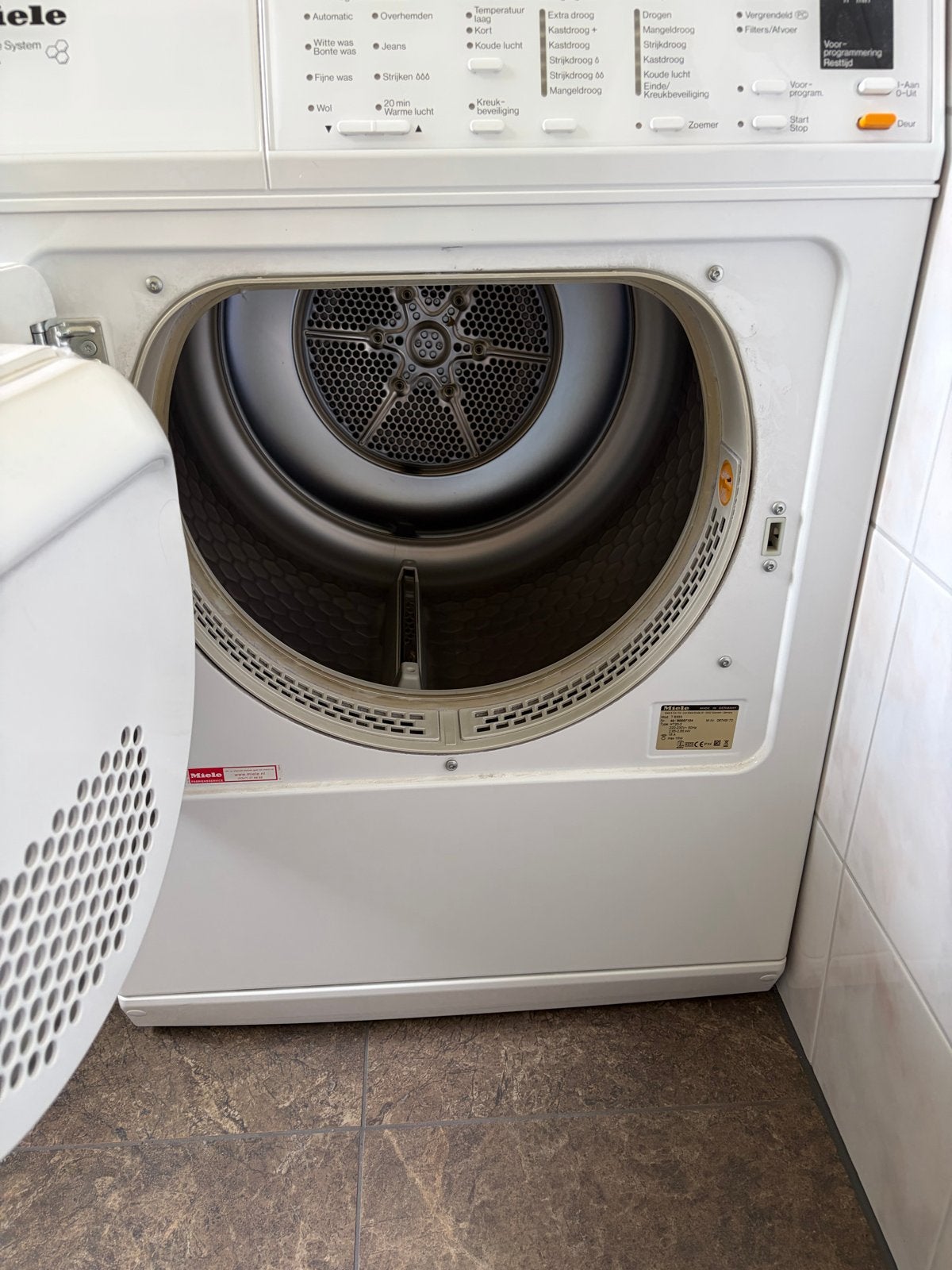 Miele T8333 soft care System luchtafvoerdroger., Witgoed en Apparatuur, Wasdrogers, Ophalen, 6 tot 8 kg, Gebruikt, Voorlader
