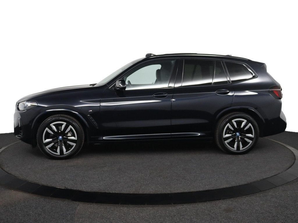 BMW iX3 Executive 80 kWh | SOH 100% | M Sportpakket | Schuif, Auto's, BMW, Automaat, Gebruikt, Automatische klimaatregeling, Zwart