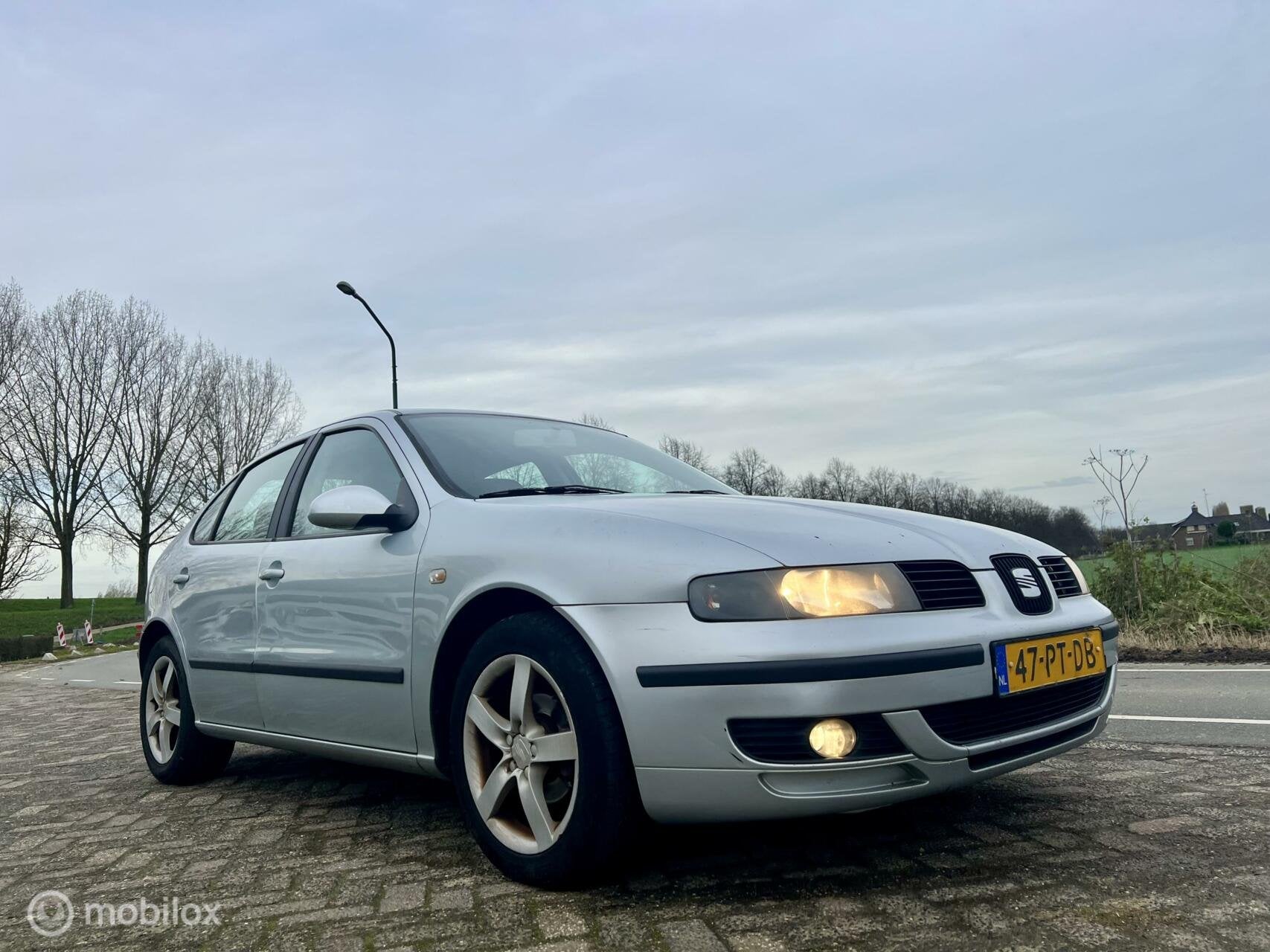 Seat Leon 1.6-16V Sport, BJ 2004, Airco, APK Feb 2027, Auto's, Voorwielaandrijving, Gebruikt, 4 cilinders, Leon