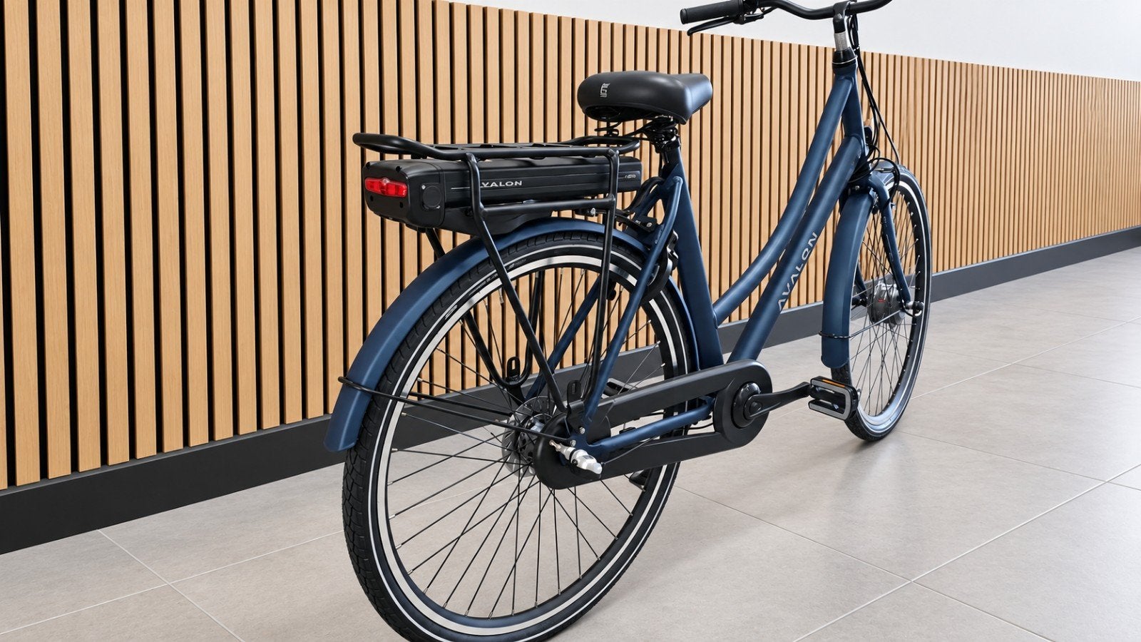 Avalon E-Base E-bike | Framemaat 55 | Lage instap, 53 tot 56 cm, Velgrem, (Extra) lage instap, Nieuw