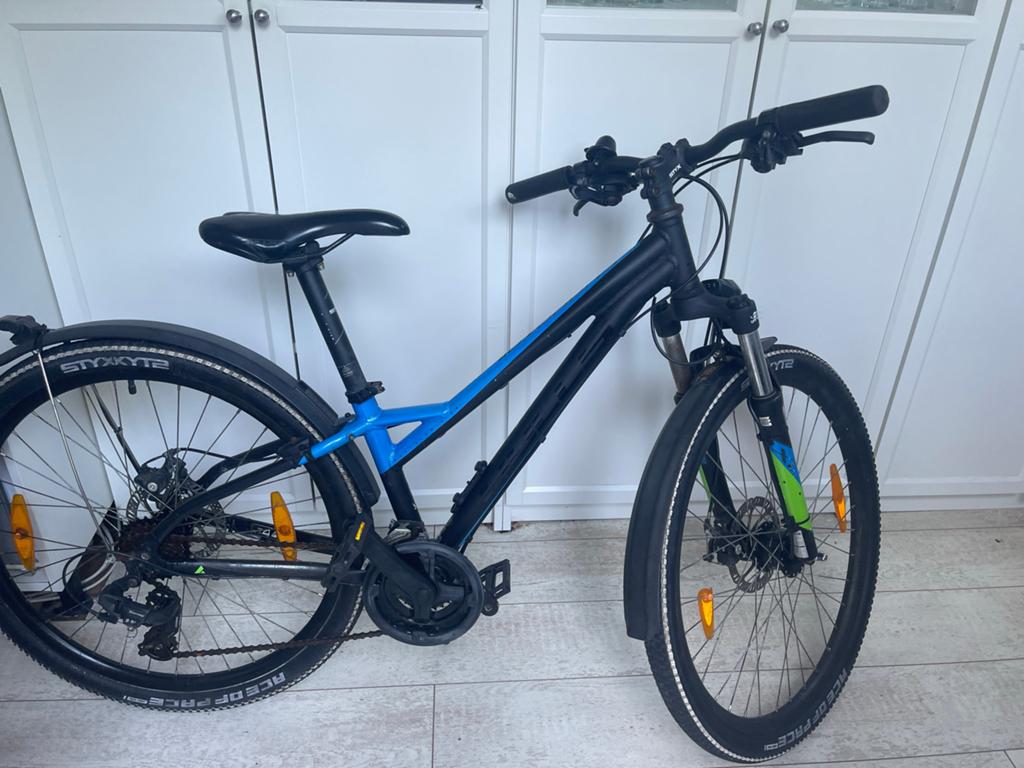 Mountainbike met schijfremmen en vering, Fietsen en Brommers, Fietsen | Mountainbikes en ATB, Overige merken, Gebruikt, Hardtail