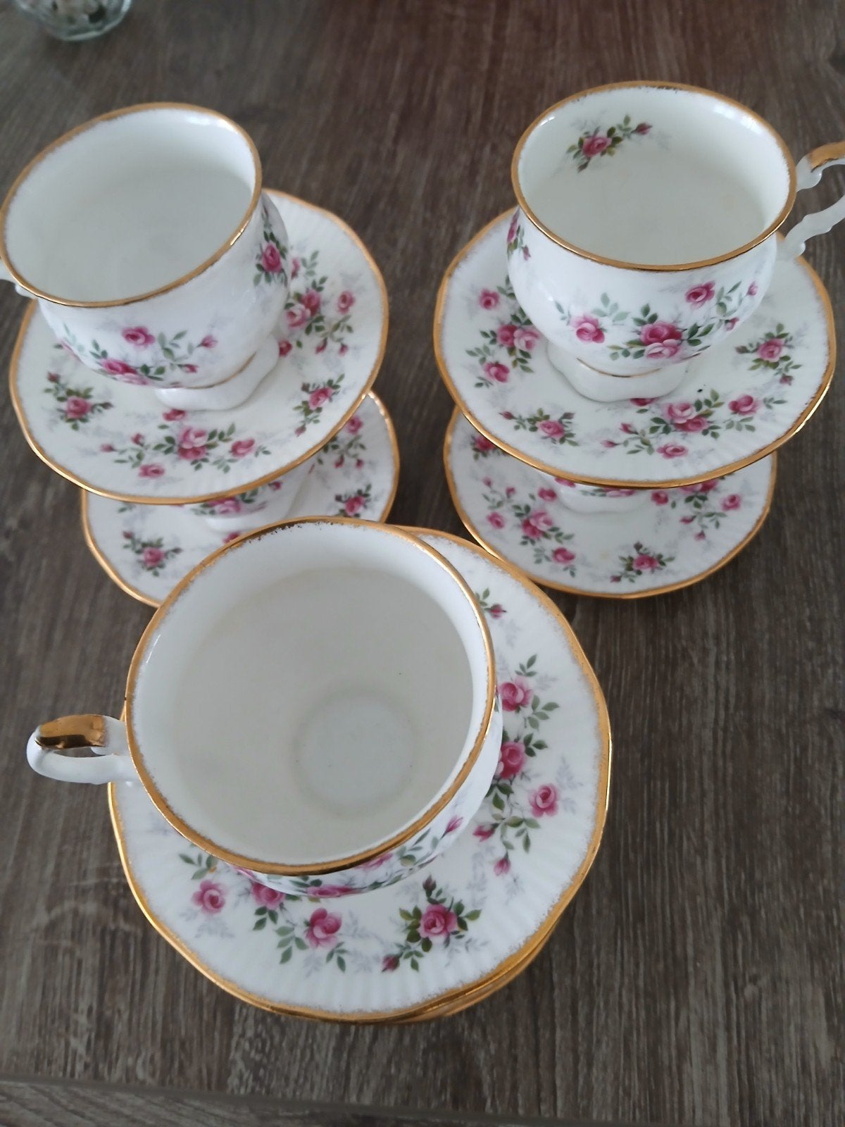 Mooie kop en schotels.meer dan 25 oud, Ophalen of Verzenden