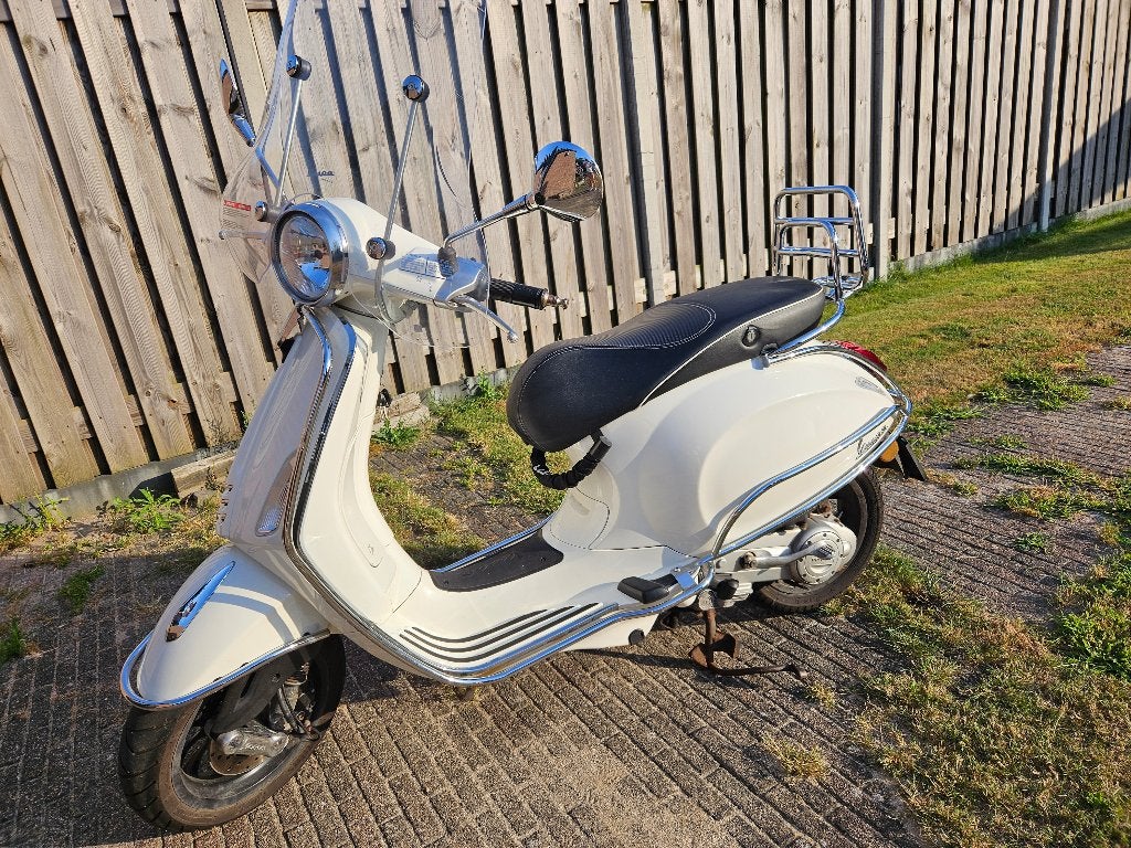 Vespa Primavera - Stijlvolle en betrouwbare scooter, Ophalen, Gebruikt, Overige modellen, Benzine