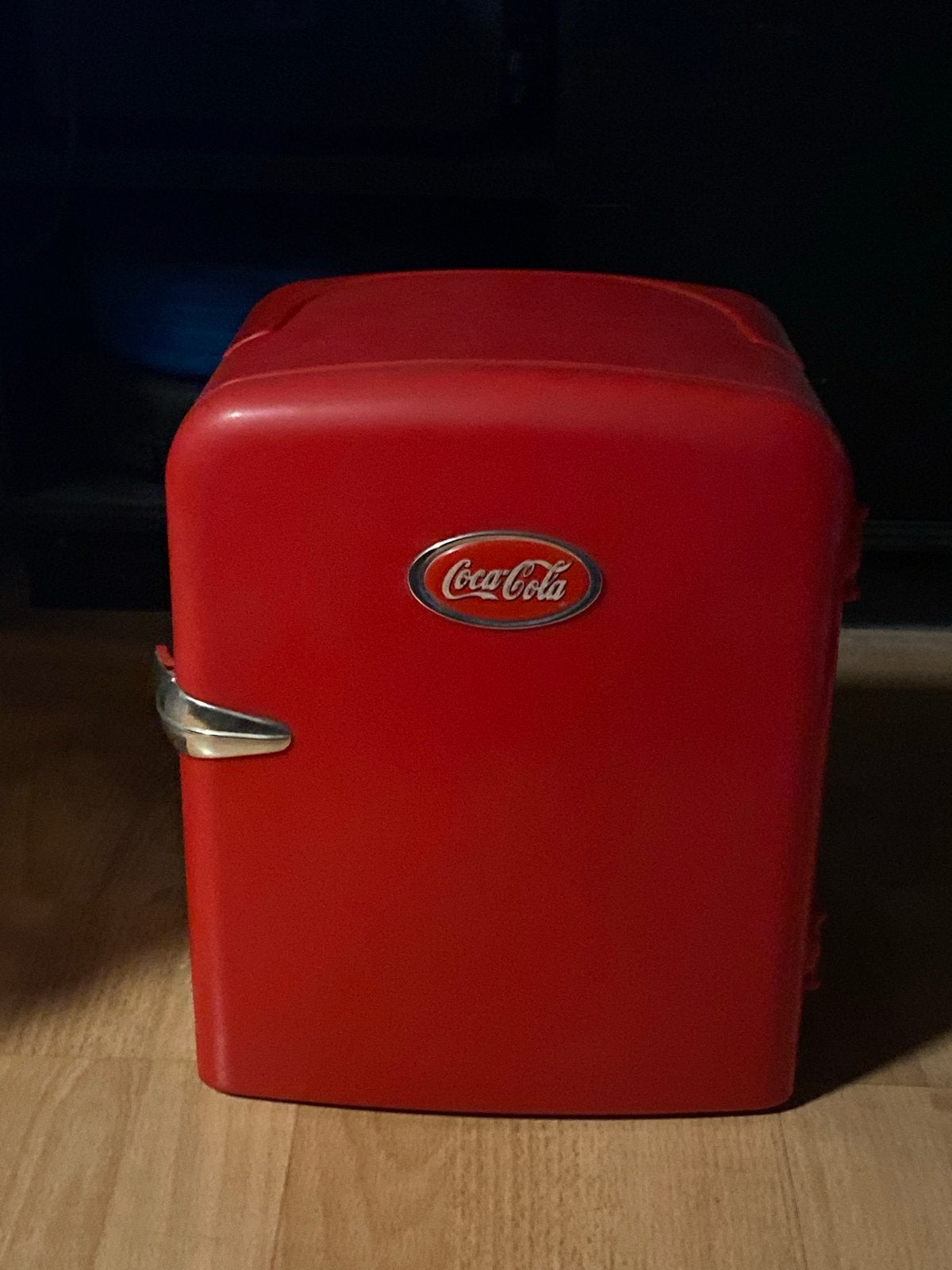 Coca-Cola Mini Koelkast - Draagbaar en Compact, Verzenden, Minder dan 75 liter, Energieklasse A of zuiniger, Zonder vriesvak