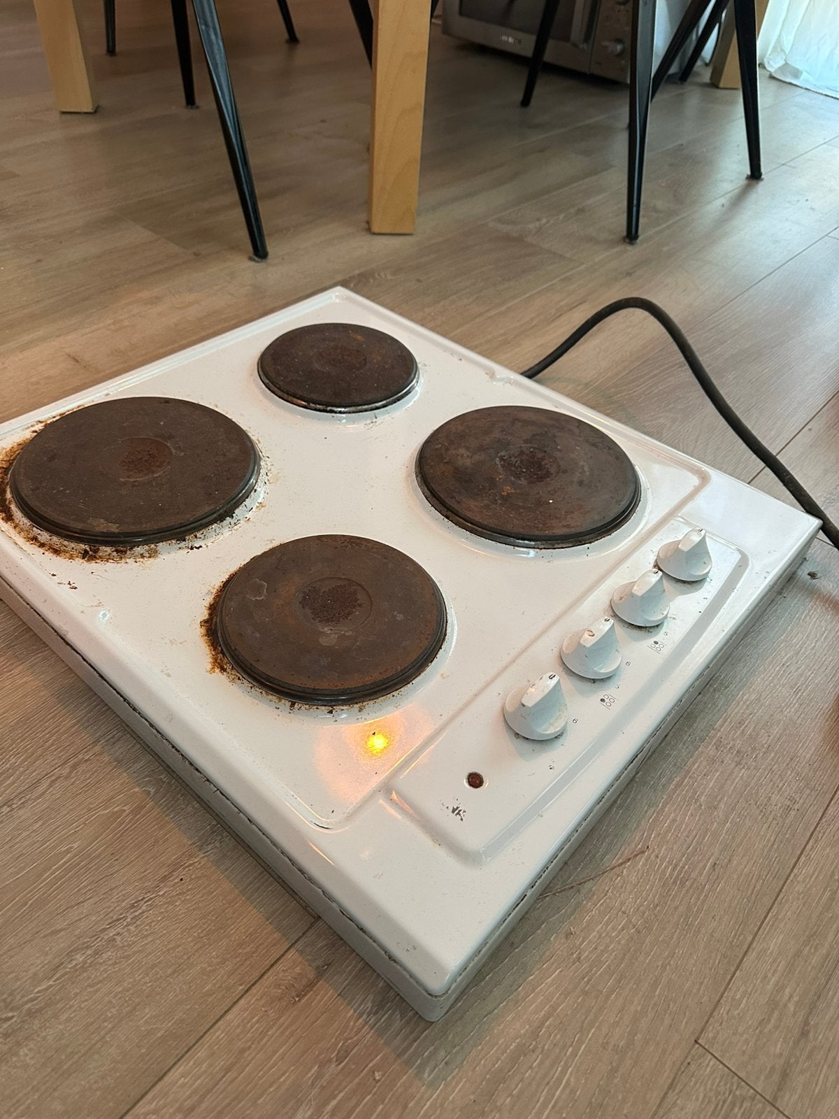 4 pits elektrische kookplaat Etna, Ophalen, 4 kookzones, Zo goed als nieuw, Vrijstaand
