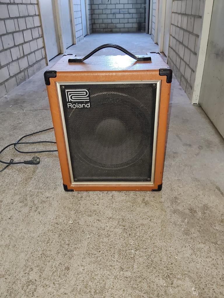 Roland Cube-60 Bass Versterker, Muziek en Instrumenten, Versterkers | Bas en Gitaar, Ophalen of Verzenden, Gebruikt, Basgitaar