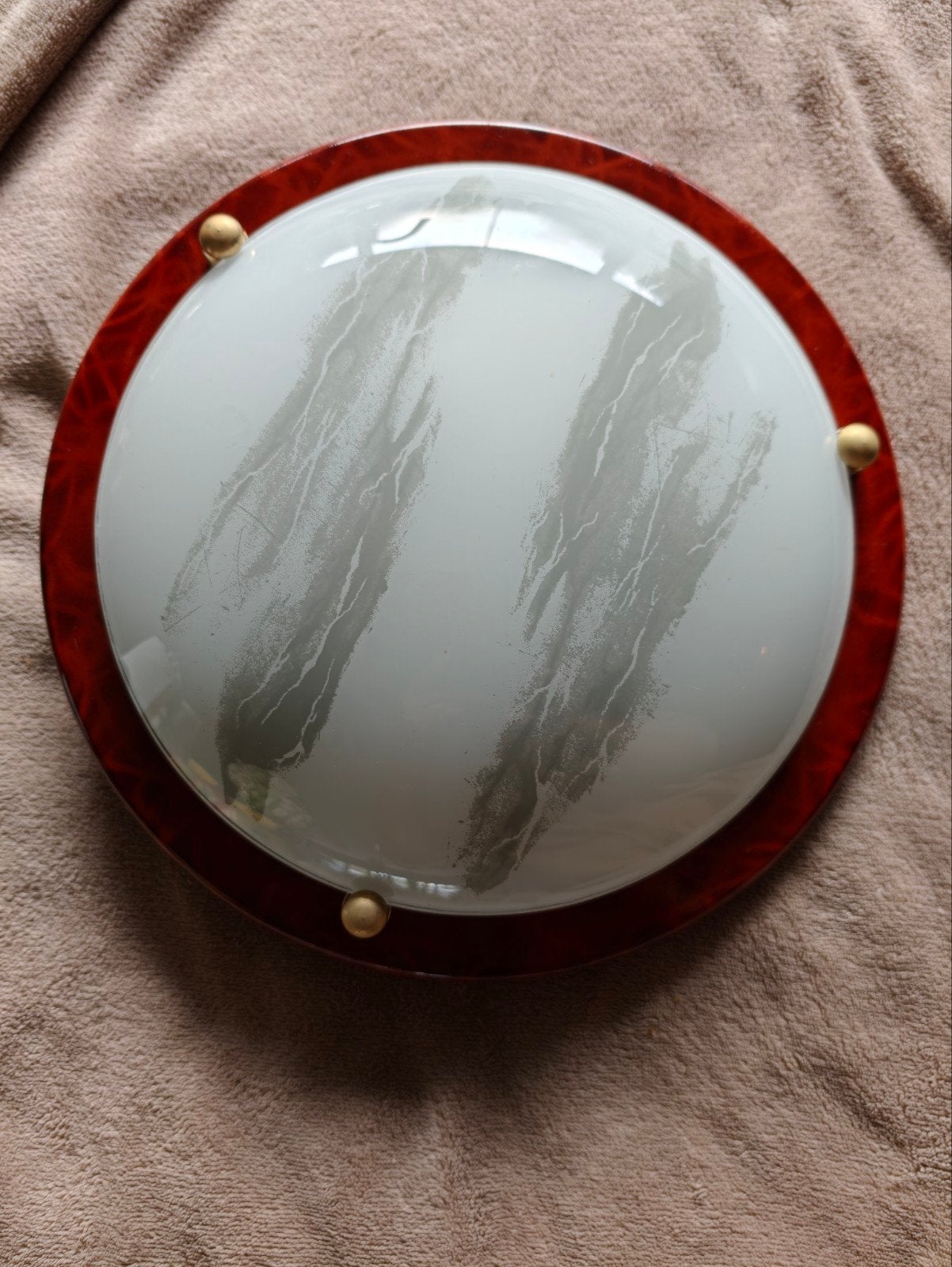 Plafondlamp met rood/bruine rand en wit glas, Gebruikt, Meerkleurig, Ophalen of Verzenden, Plafondlamp