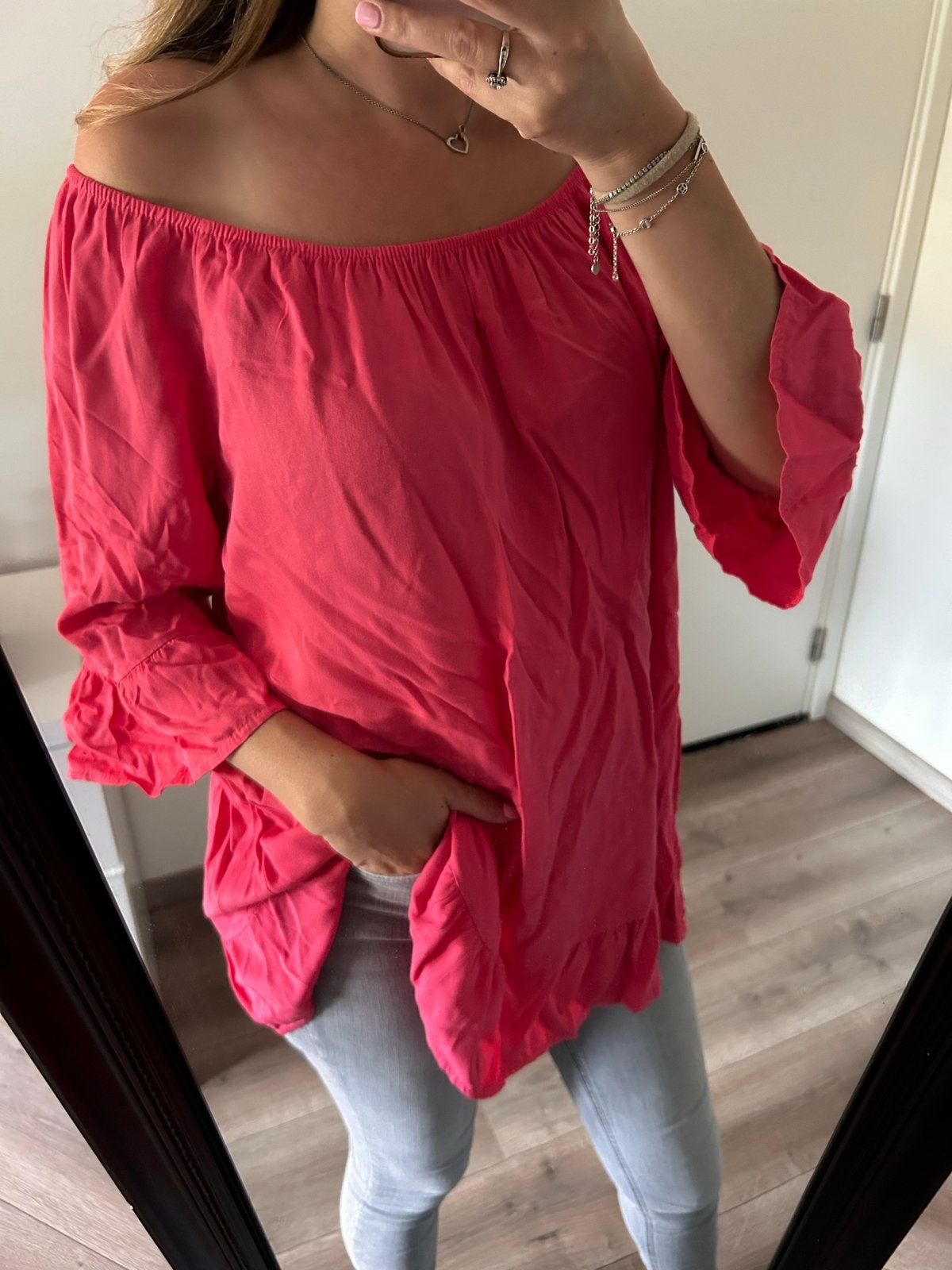 Roze off-shoulder top met lange mouwen, Kleding | Dames, Maat 38/40 (M), Ophalen of Verzenden, Zo goed als nieuw, Lange mouw