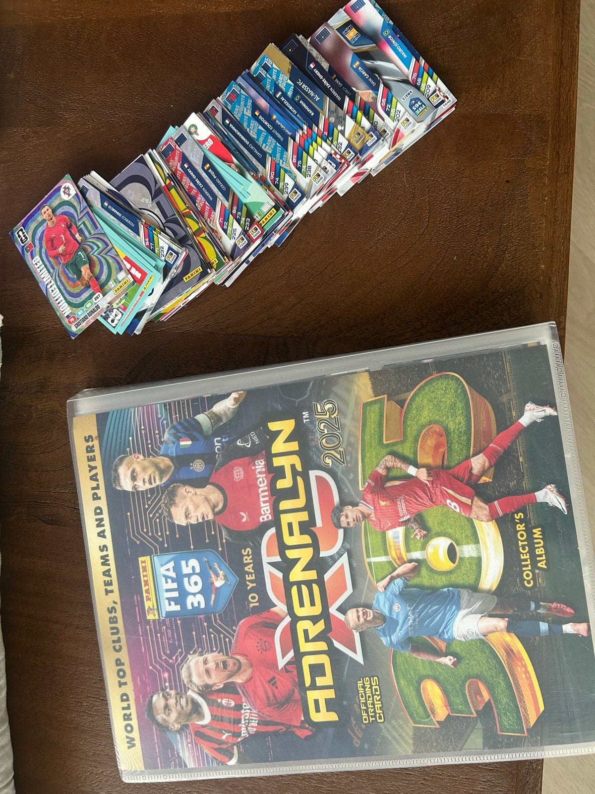 de hele collectie ik heb ze allemaal je kan ze ook los kope, Verzamelen, Sportartikelen en Voetbal, Ophalen of Verzenden, Zo goed als nieuw