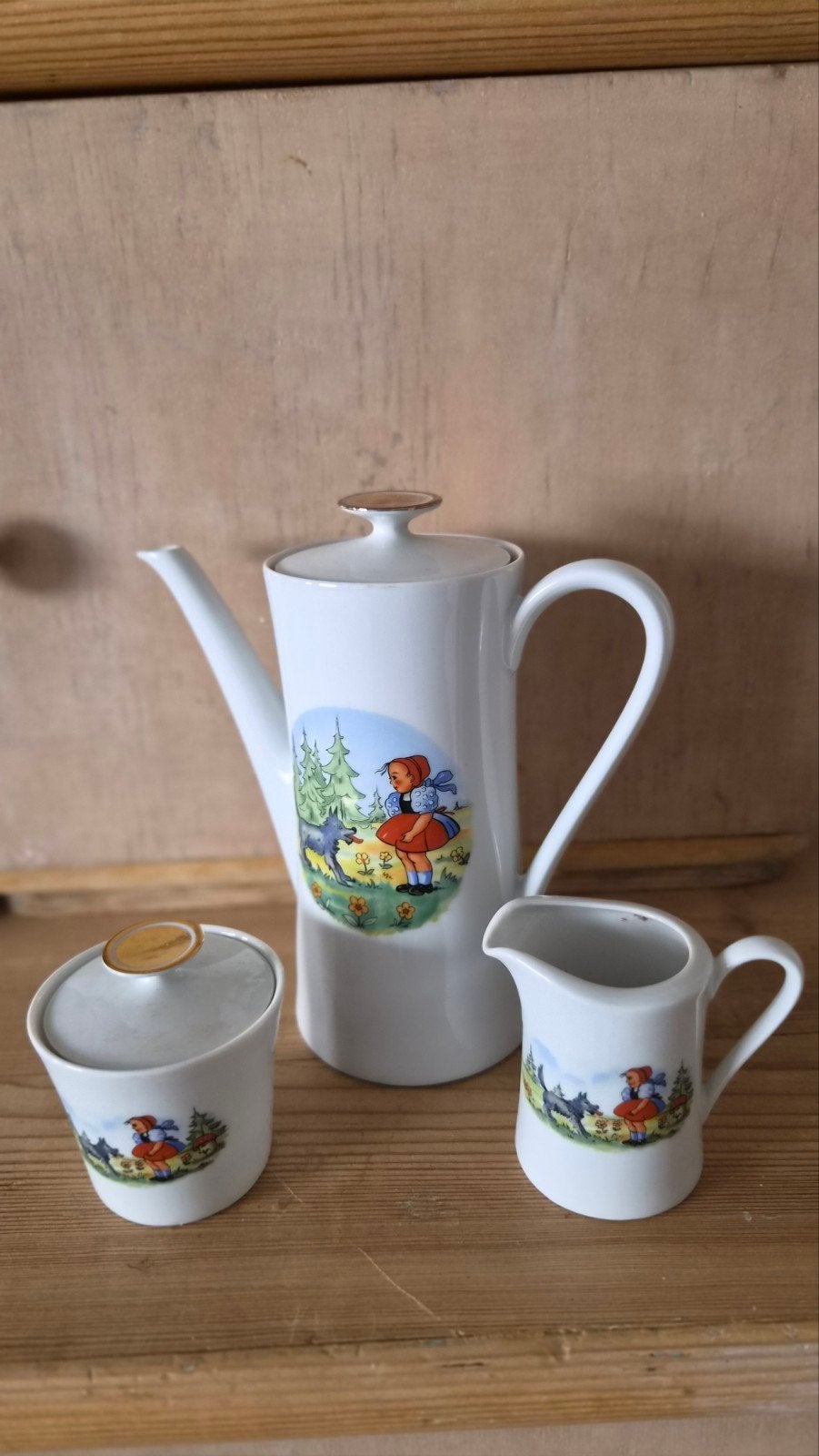 Vintage Roodkapje Kinderservies Mitterteich Bavaria, Antiek en Kunst, Ophalen