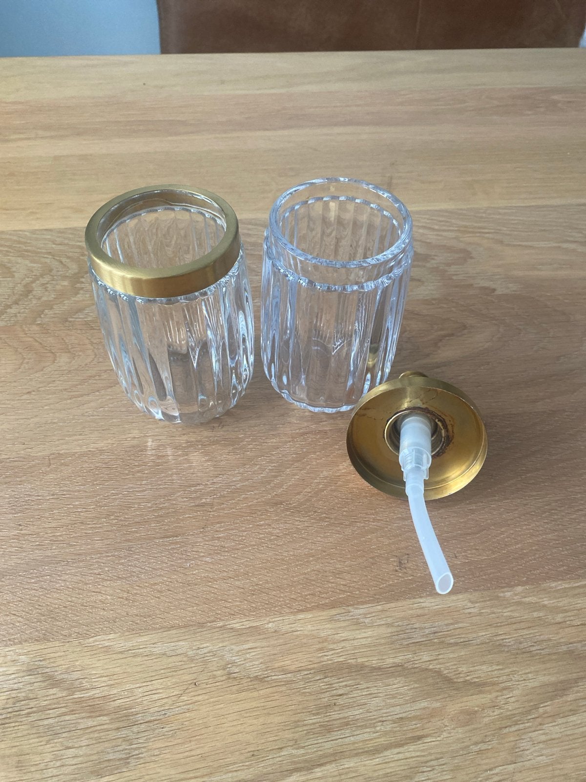 Glazen badkamer set met gouden accenten, Ophalen of Verzenden, Zo goed als nieuw