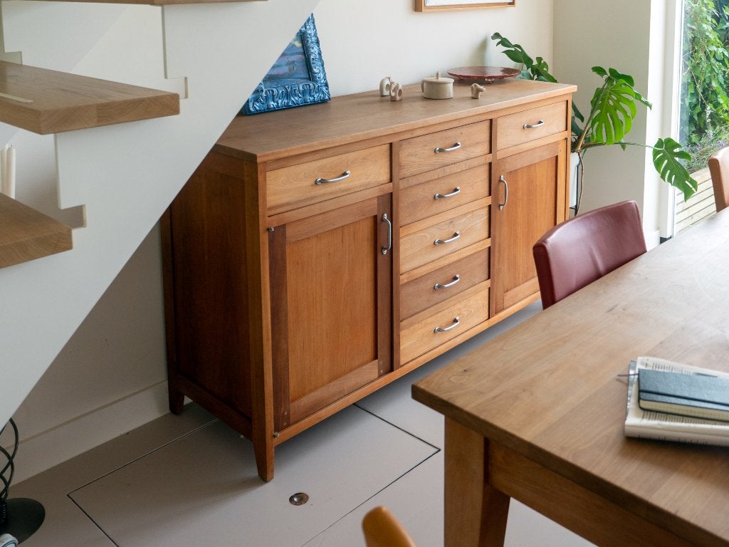 Dressoir Whichitta, Ophalen, Gebruikt, Met deur(en), 150 tot 200 cm
