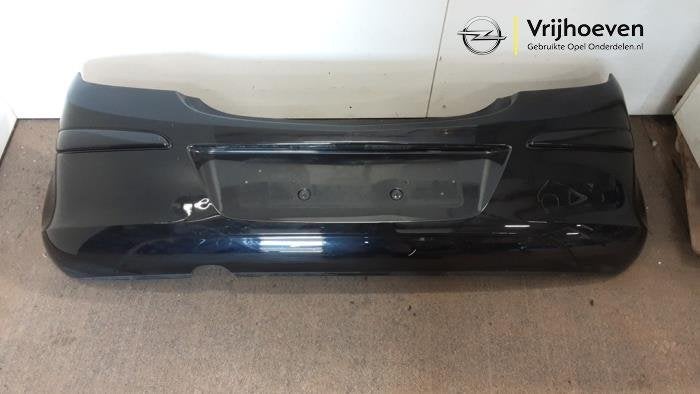 Achterbumper van een Opel Corsa (Corsa D 07-) (Z20R), Auto-onderdelen, Gebruikt, -, -, Opel