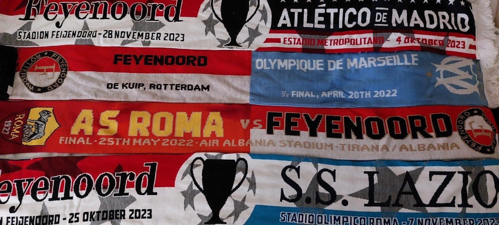 Feyenoord sjaals 10 verschillende., Ophalen of Verzenden, Zo goed als nieuw, Feyenoord