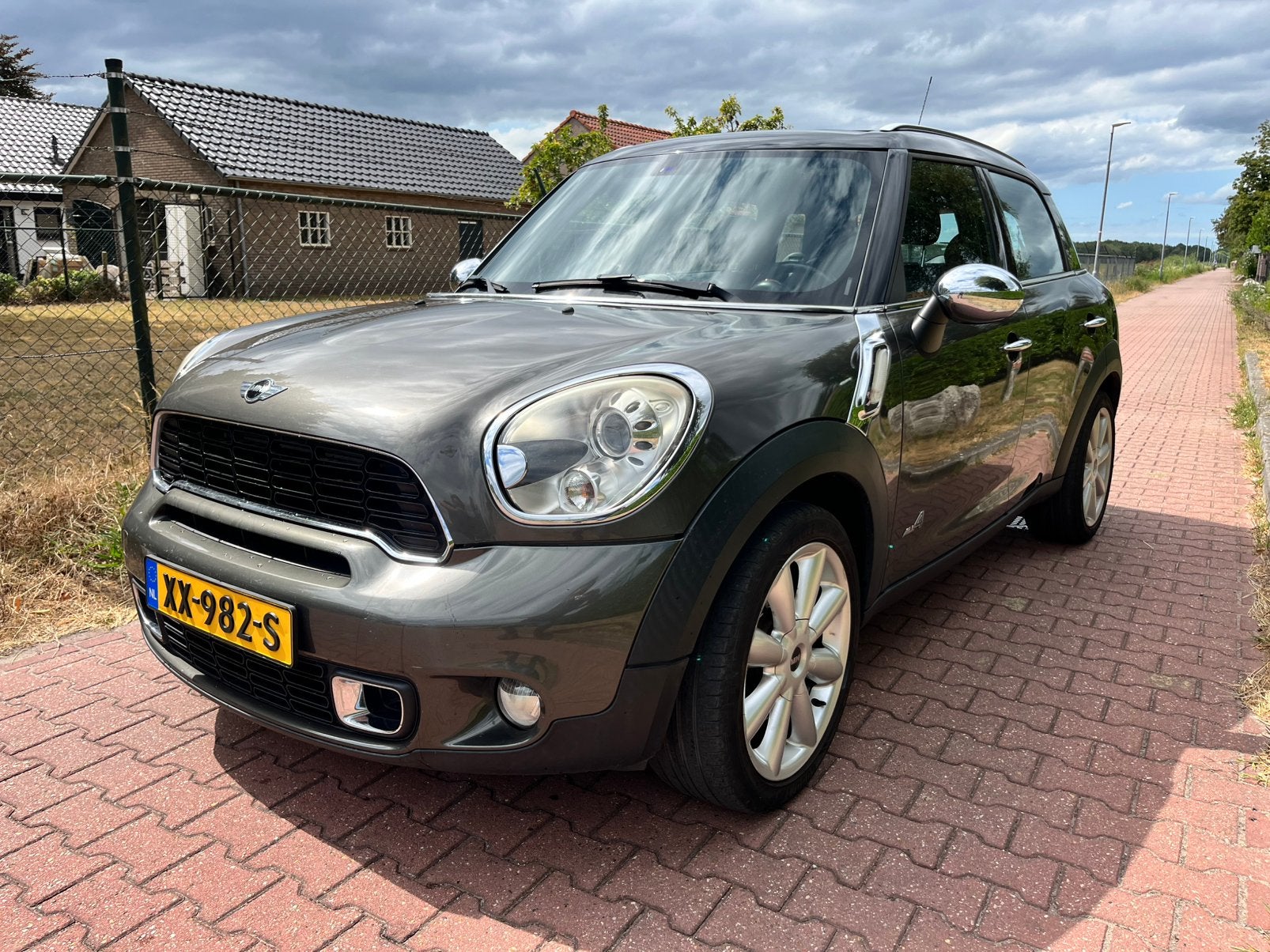 Mini Countryman 1.6 Cooper S All 4 AUT 184PK Pano Dak, 1380 kg, Zwart, 4 stoelen, Leder