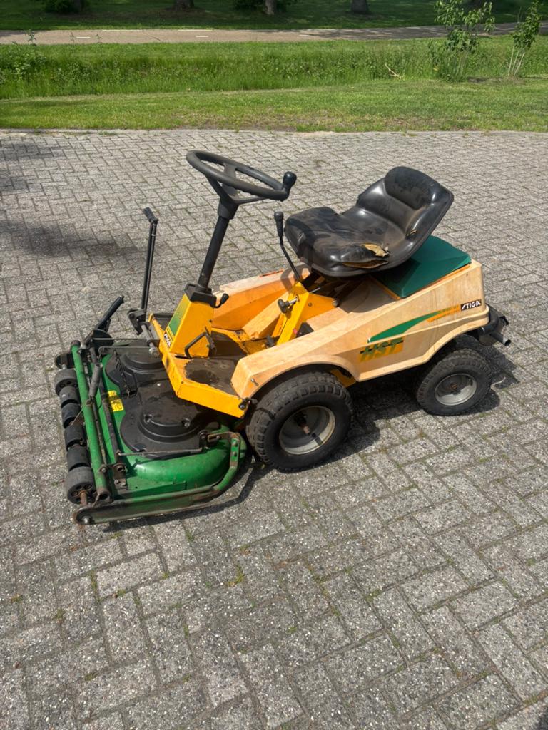 stiga frontmaaier opknapper hydrostaat zitmaaier grasmaaier, Tuin en Terras, Zitmaaiers, Ophalen, Gebruikt