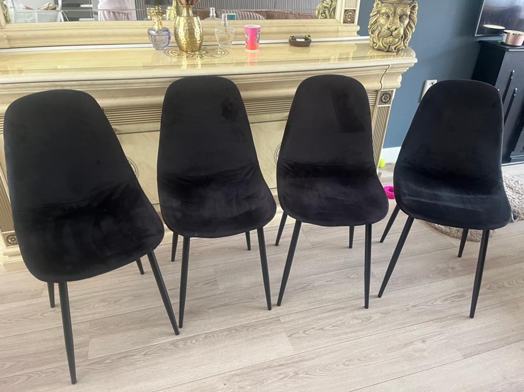Zwarte fluwelen kamer stoelen, Huis en Inrichting, Stoelen, Ophalen, Zo goed als nieuw, Zwart