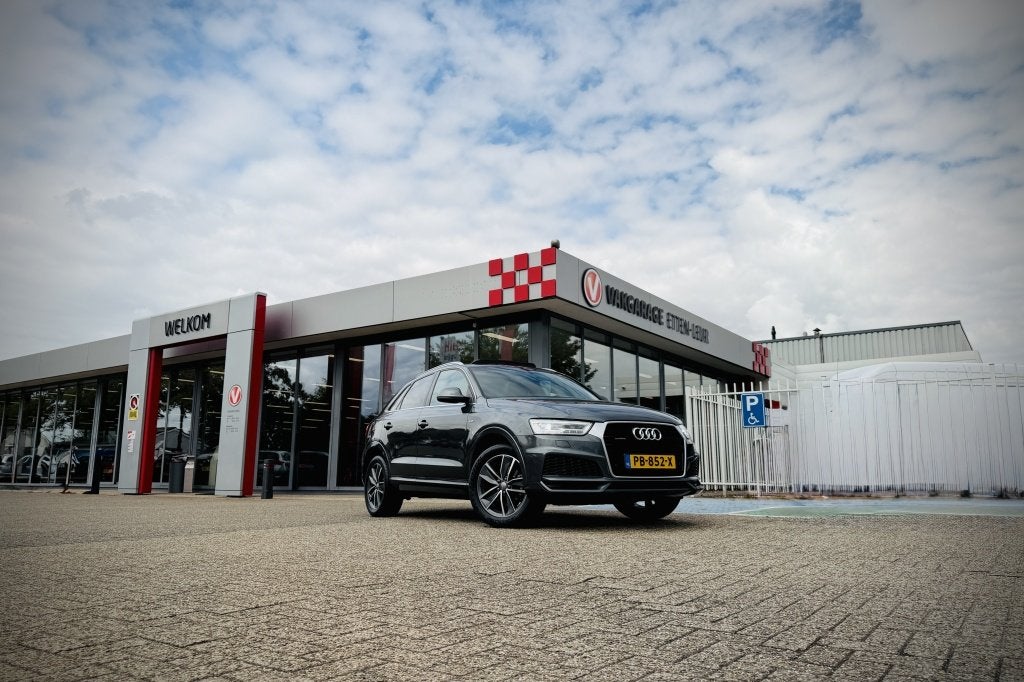 Audi Q3 2.0 Quattro Sport 3x S-Line | TREKHAAK | PANO, Auto's, Automaat, 12 maanden, 15 km/l, Gebruikt