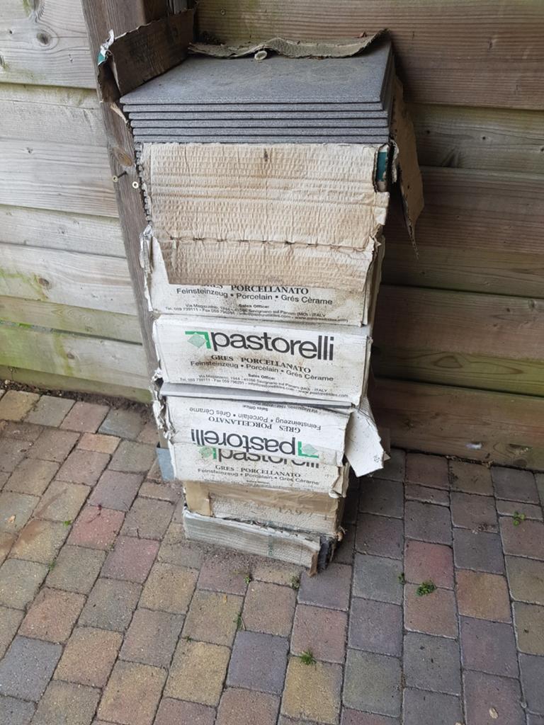 Gratis vloertegels, Doe-het-zelf en Verbouw, Tegels, Ophalen, Keramiek, Minder dan 20 cm, Minder dan 20 cm